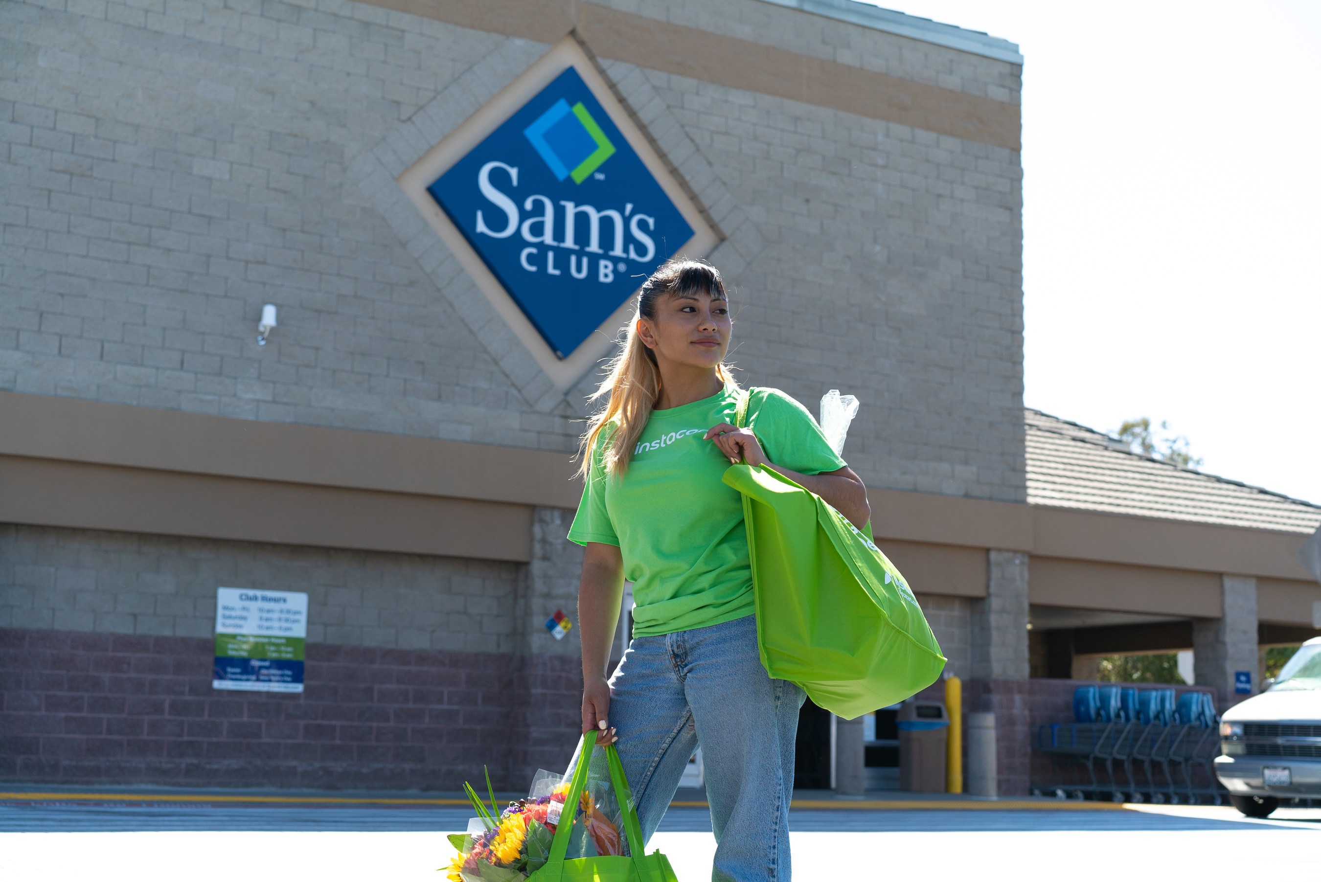 Sam’s Club, Instacart expand same-day delivery services